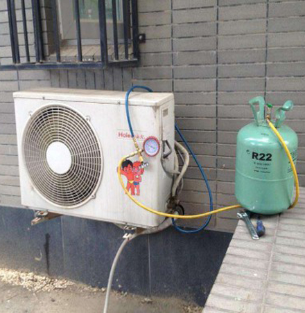 四方台空调加氟